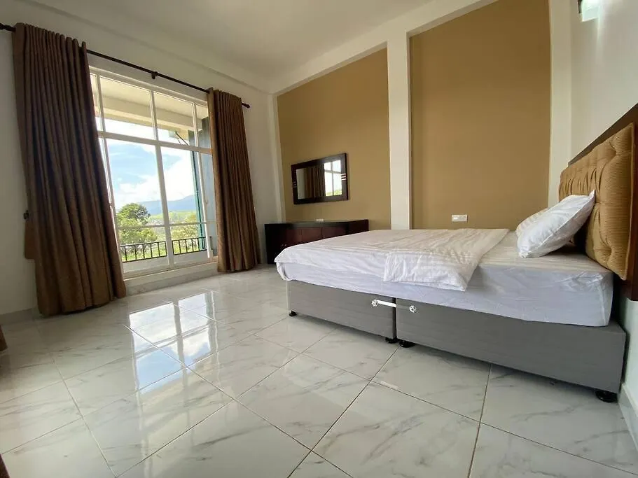Kinsgton Manor Nuwara Eliya - 6 Bedrooms 0*,